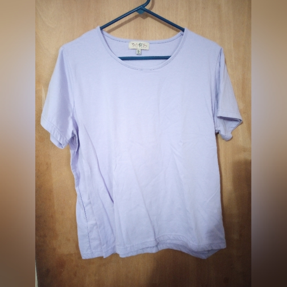 Women's basic tee
